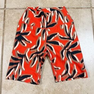 Sage Collective Crop Top Biker Shorts Women's Size XS Red Palm Print